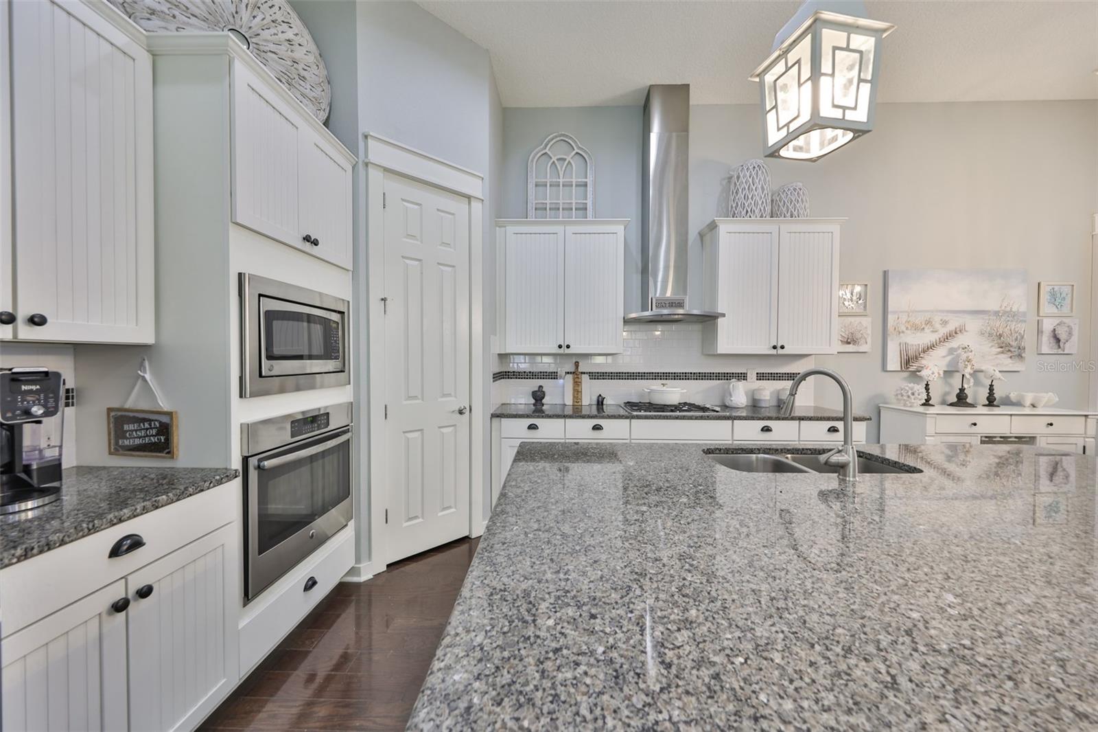 Image 9 of 75 For 511 Winterside Drive