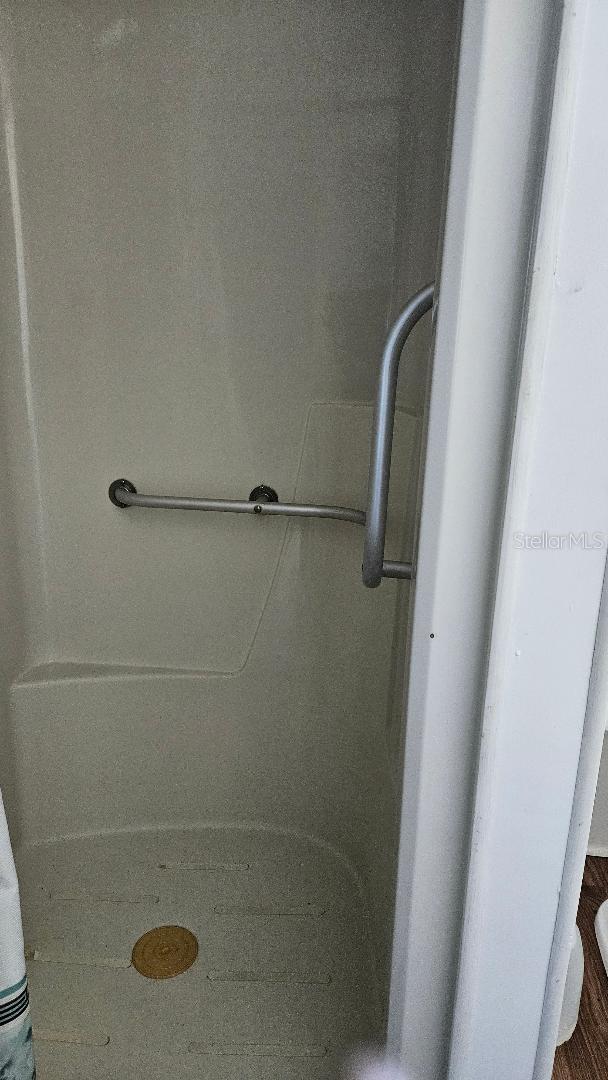 Image 15 of 21 For 8300 Seminole Boulevard 403