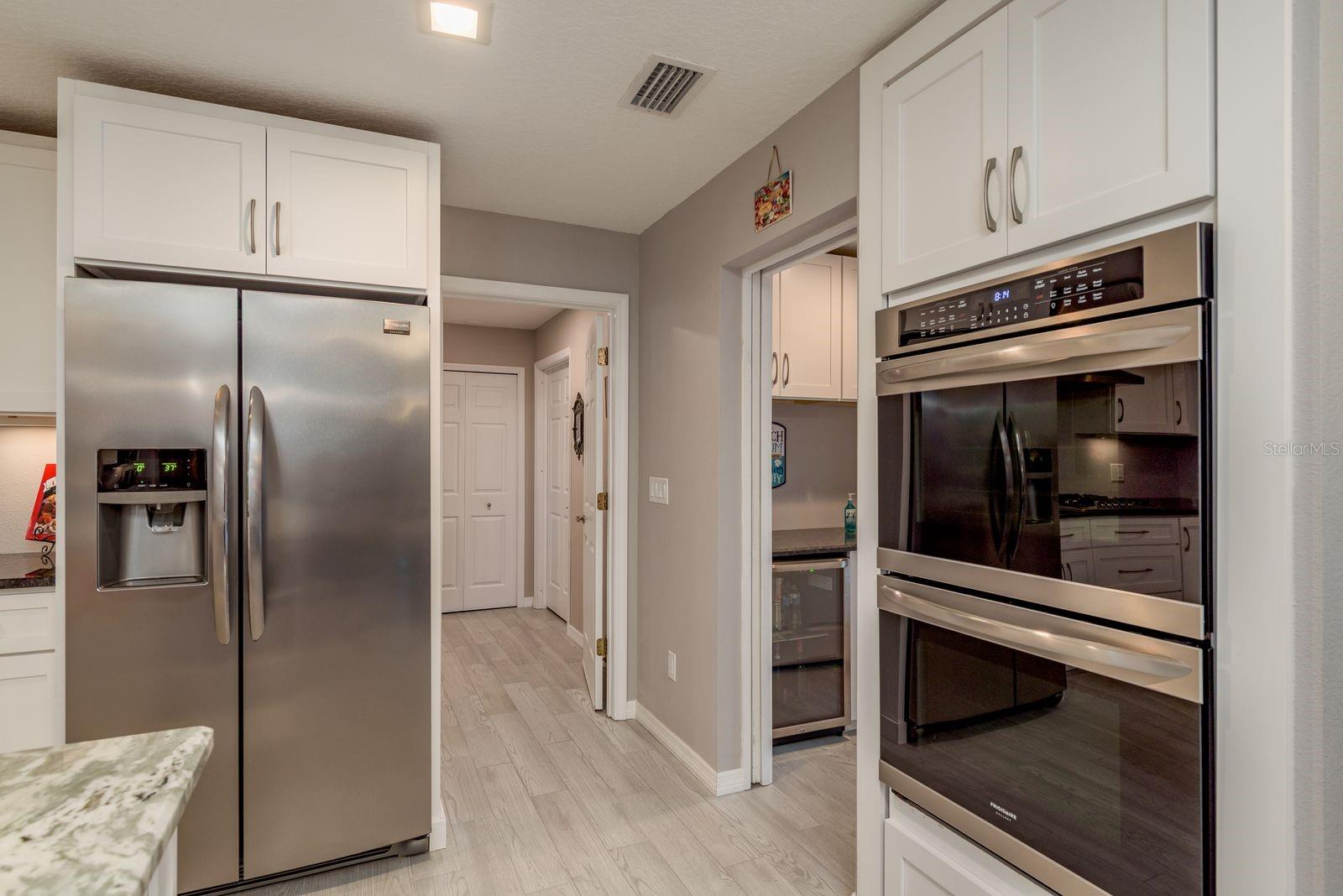 Image 11 of 61 For 401 Old East Lake Road