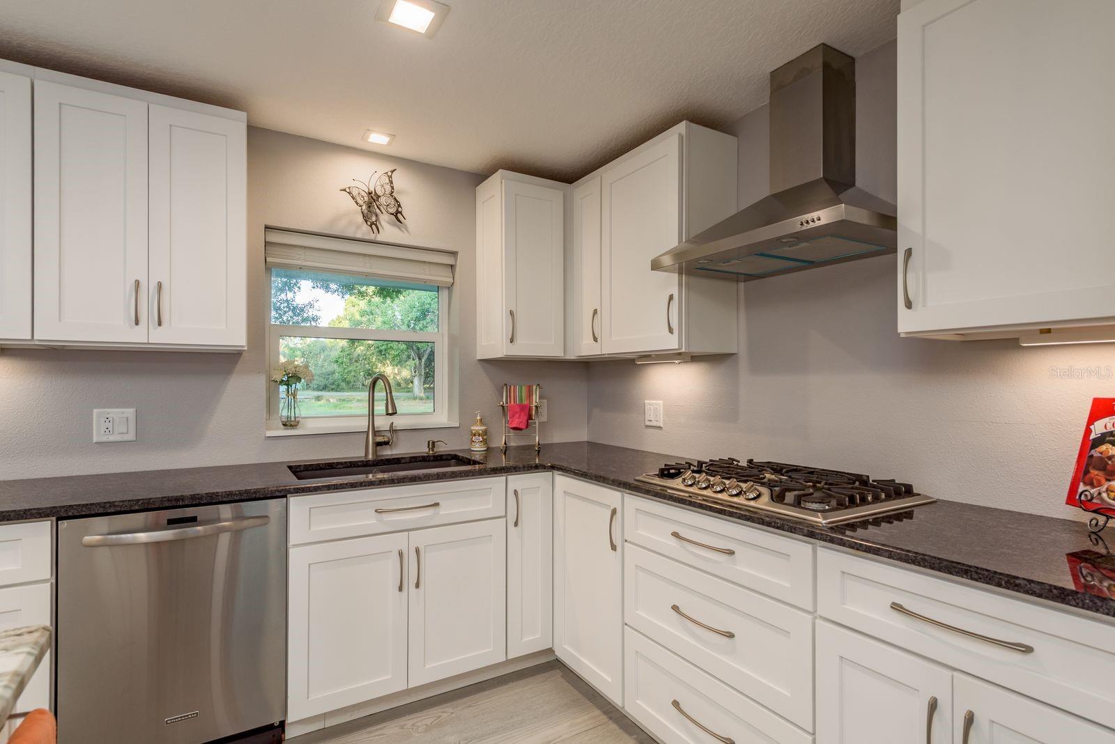 Image 12 of 61 For 401 Old East Lake Road