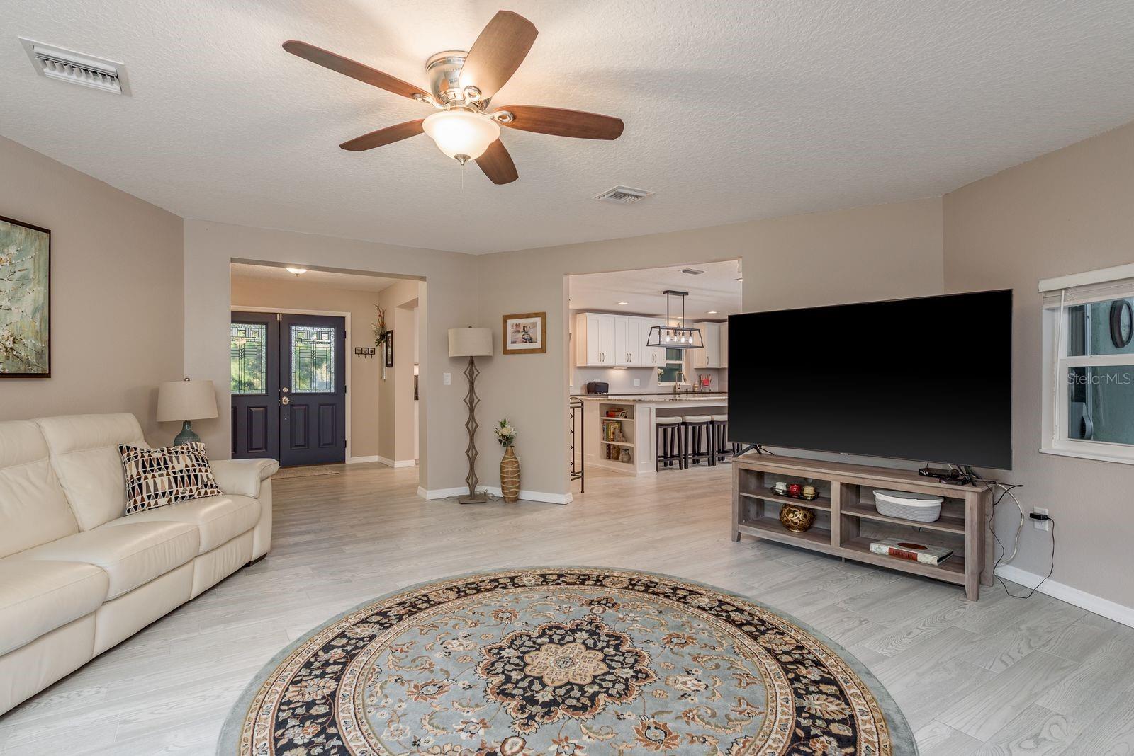 Image 16 of 61 For 401 Old East Lake Road