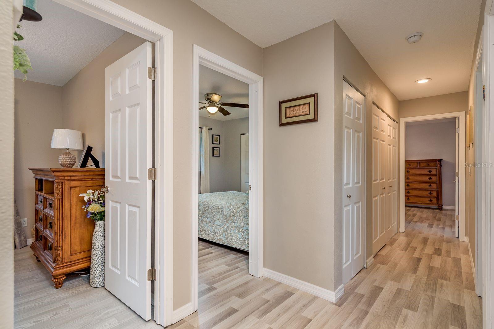 Image 22 of 61 For 401 Old East Lake Road