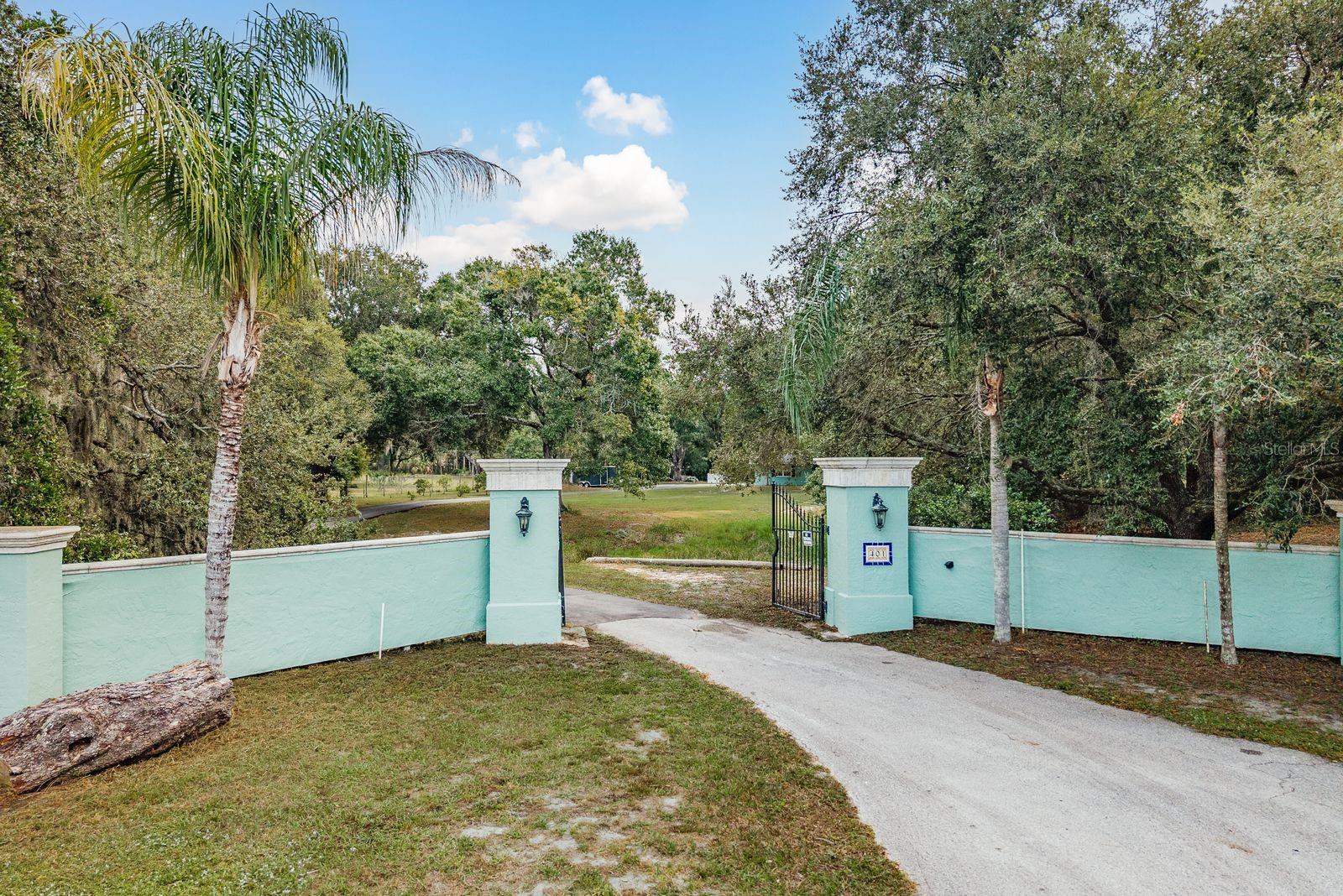 Image 47 of 61 For 401 Old East Lake Road