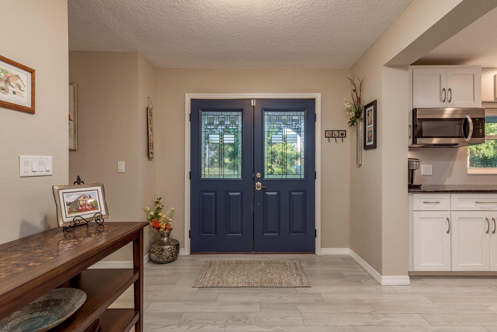 Image 5 of 61 For 401 Old East Lake Road