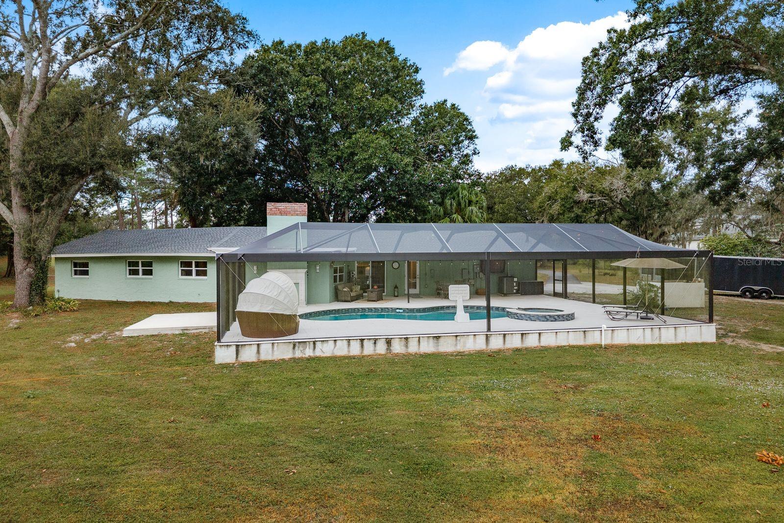 Image 51 of 61 For 401 Old East Lake Road