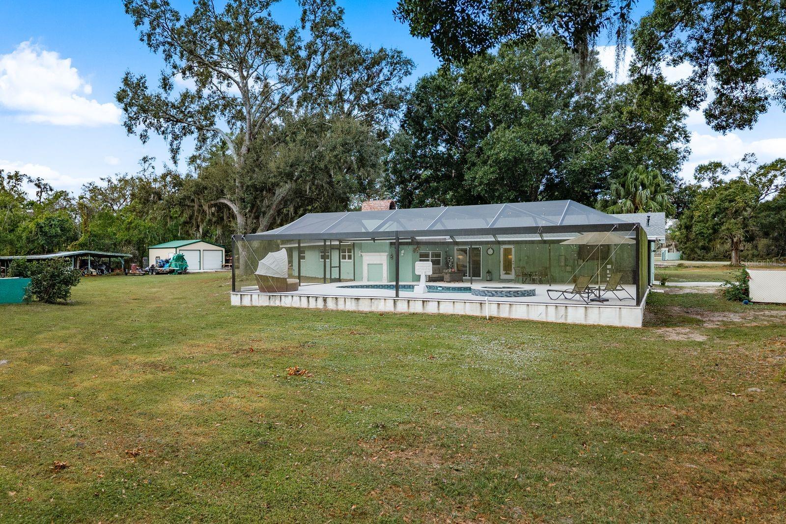 Image 52 of 61 For 401 Old East Lake Road