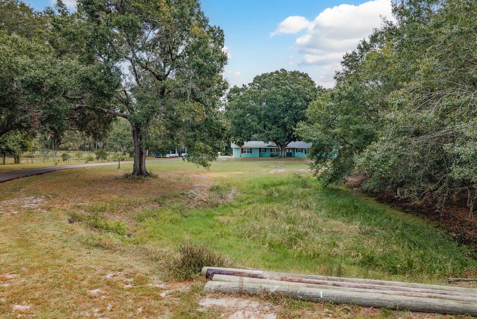 Image 55 of 61 For 401 Old East Lake Road