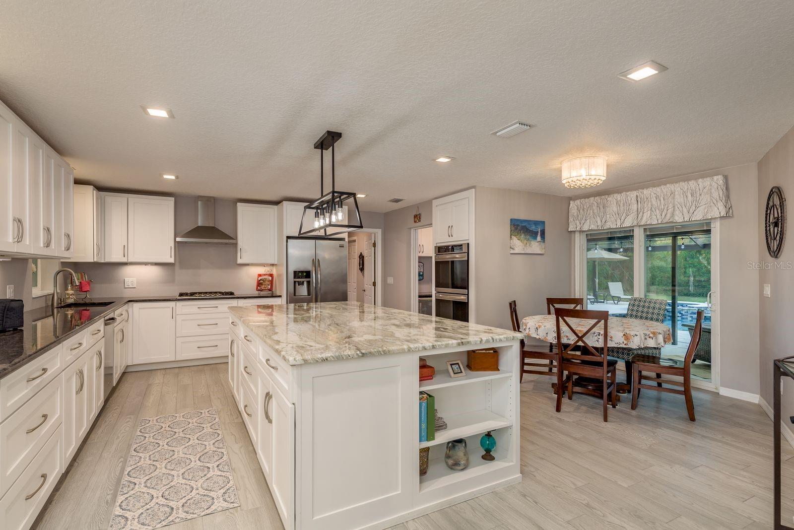 Image 9 of 61 For 401 Old East Lake Road