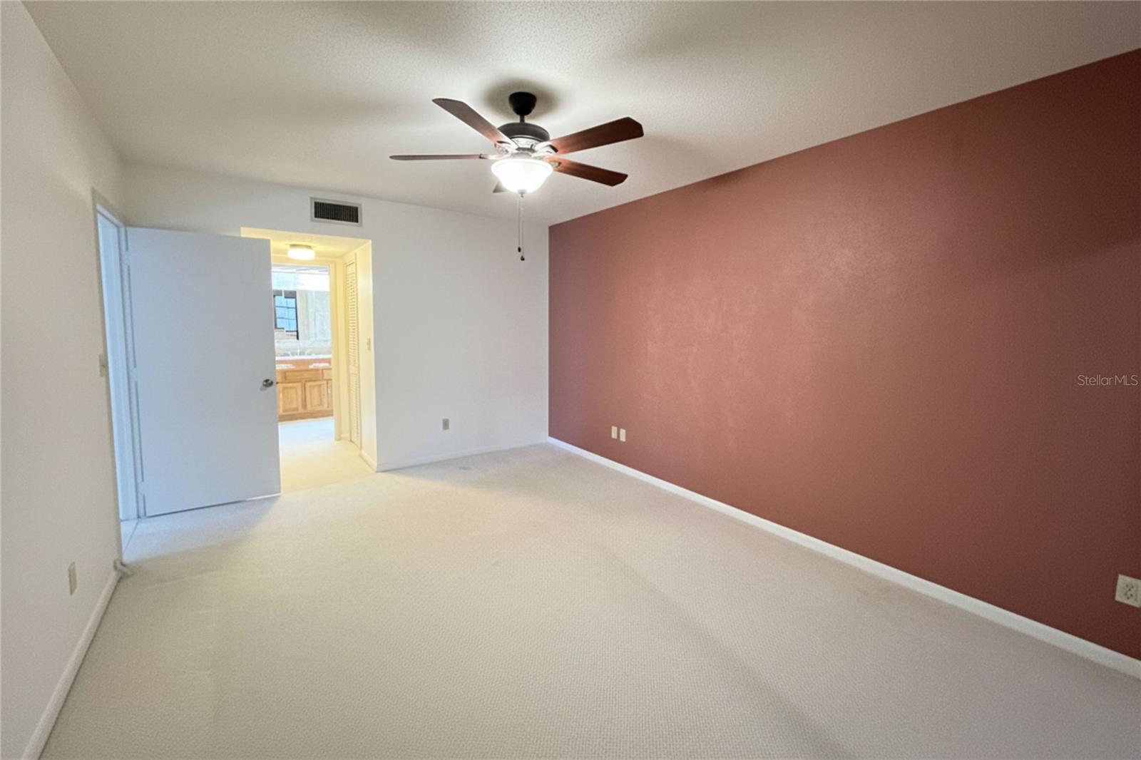 Image 15 of 24 For 10606 Longwood Drive 203b