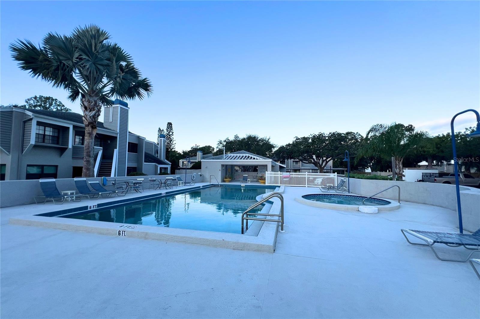 Image 21 of 24 For 10606 Longwood Drive 203b