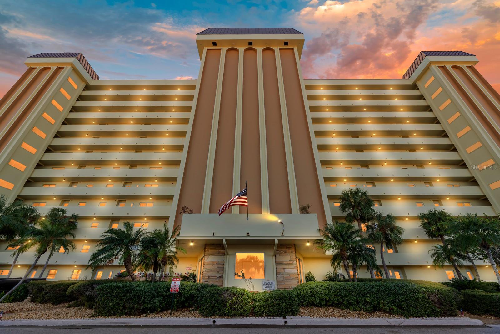 Details for 4550 Cove Circle 305, ST PETERSBURG, FL 33708