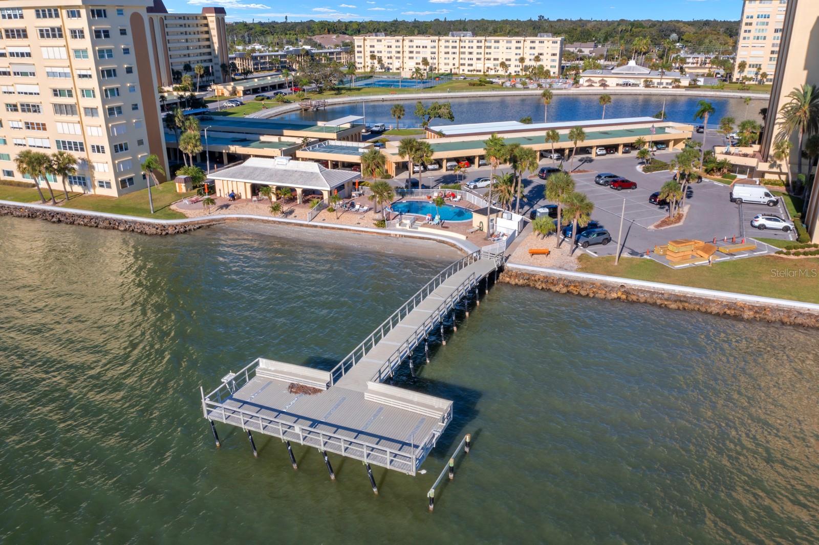 Image 13 of 24 For 4550 Cove Circle 305