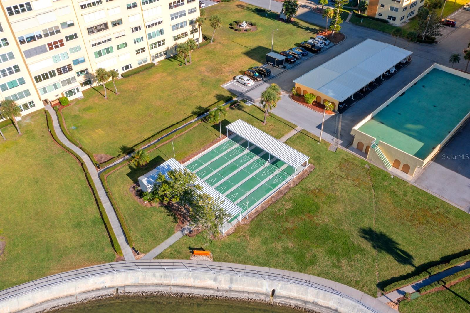 Image 14 of 24 For 4550 Cove Circle 305