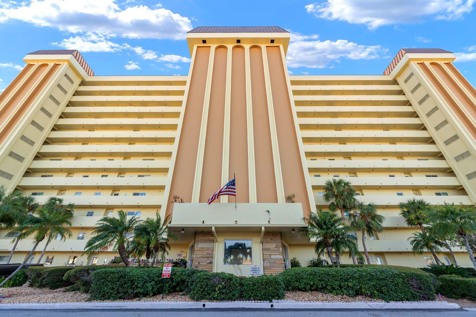 Image 19 of 24 For 4550 Cove Circle 305