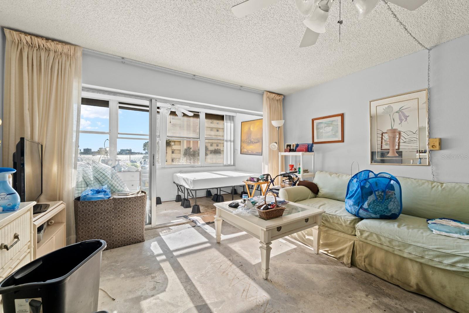 Image 7 of 24 For 4550 Cove Circle 305