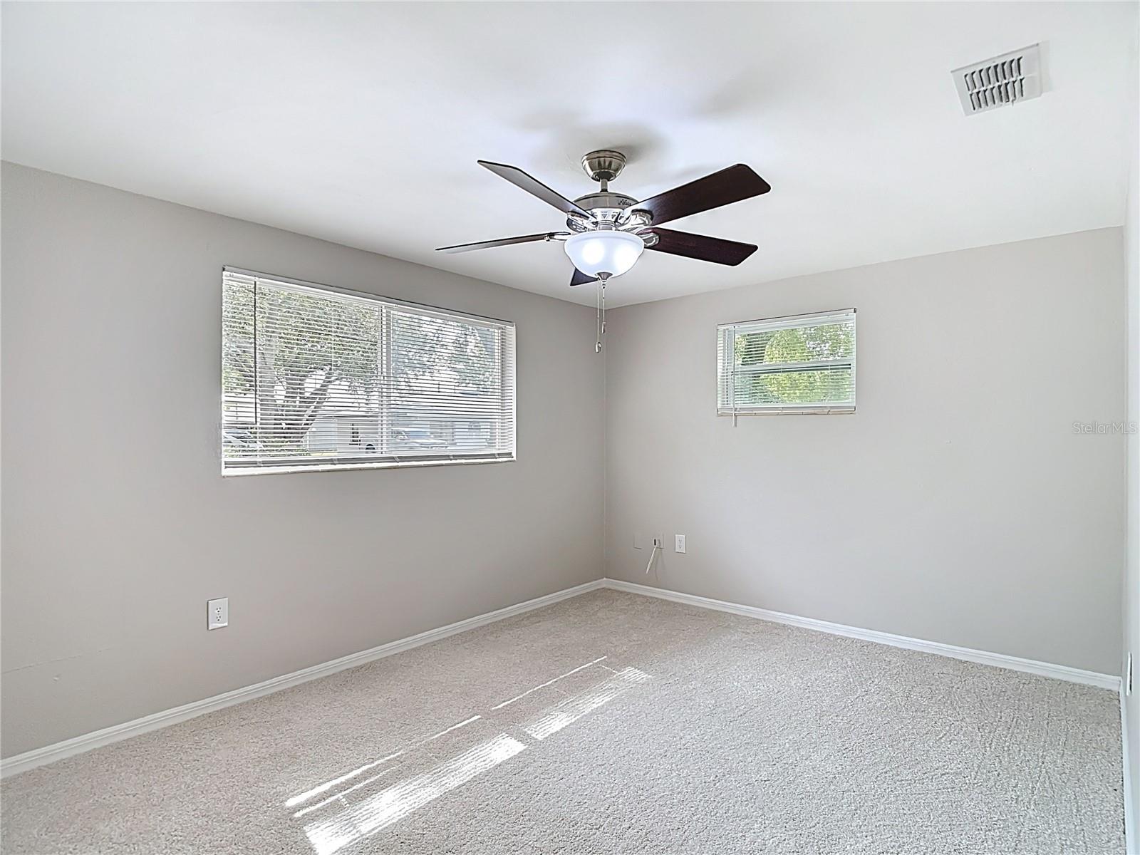 Image 17 of 48 For 5711 Pine Street