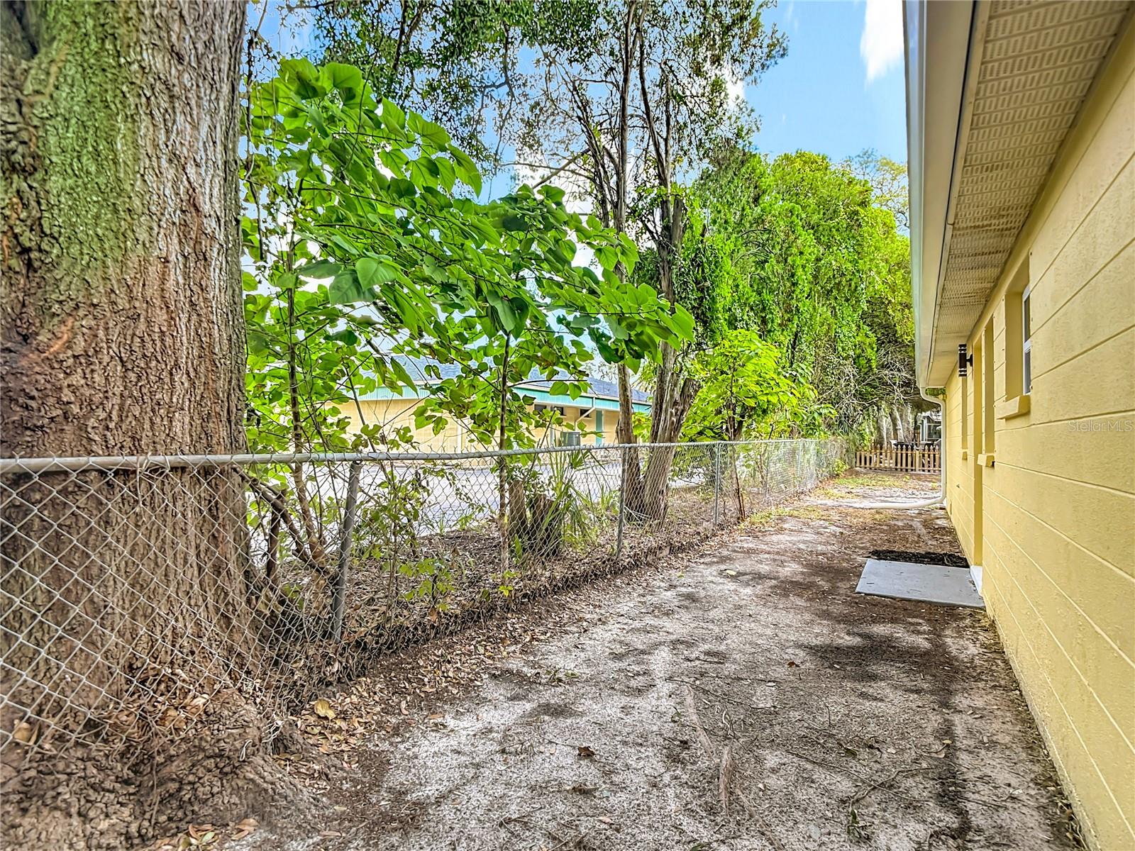 Image 28 of 48 For 5711 Pine Street