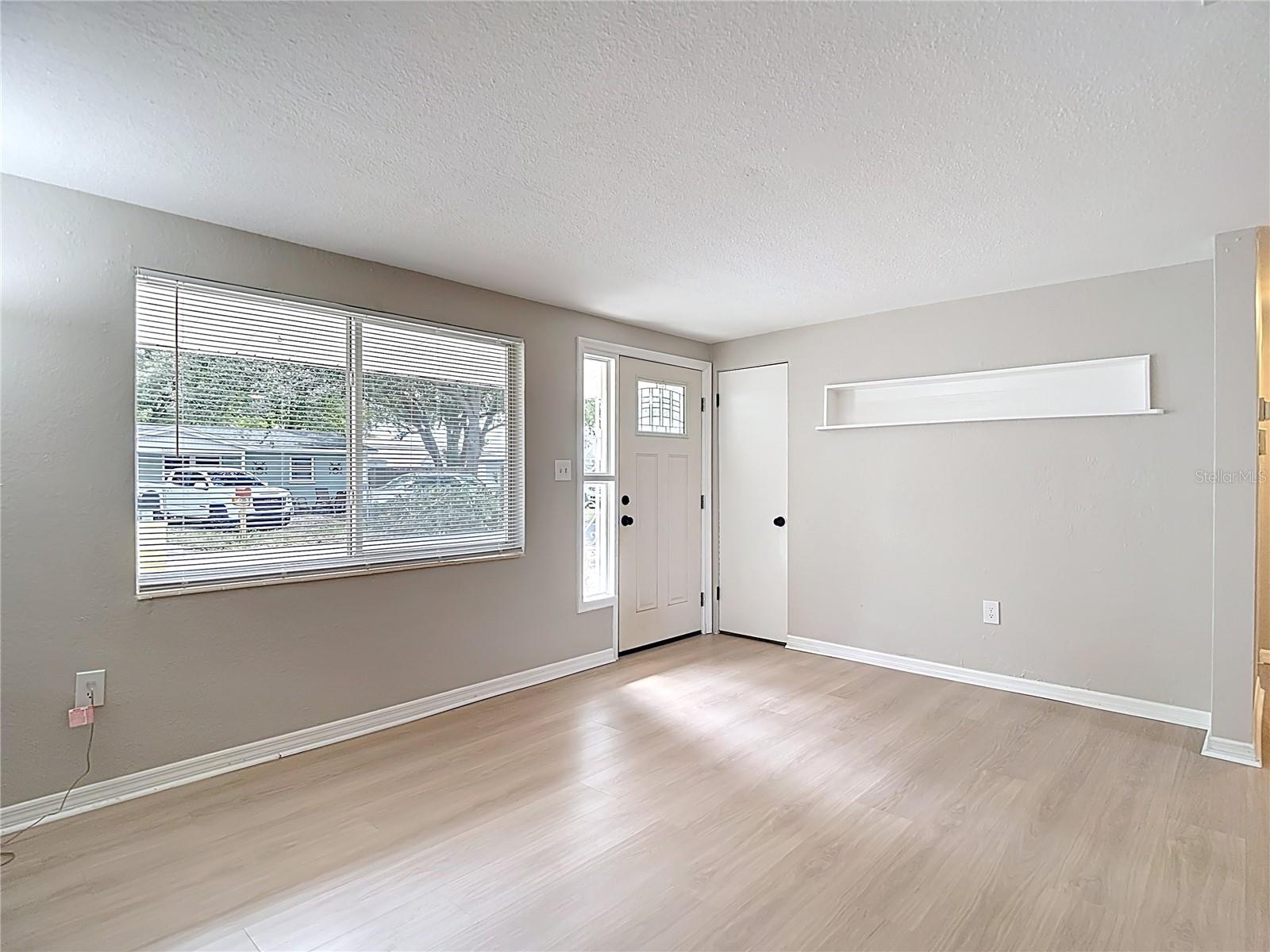 Image 3 of 48 For 5711 Pine Street