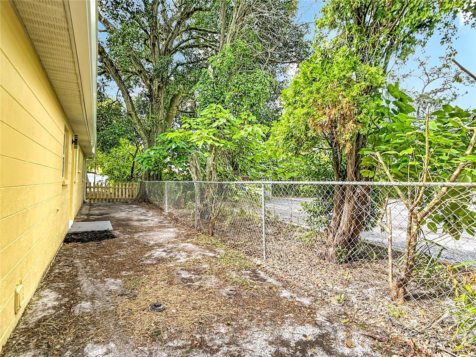 Image 30 of 48 For 5711 Pine Street