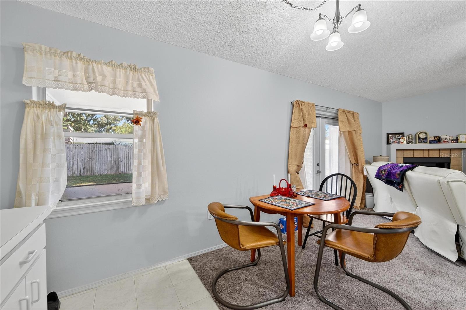 Image 30 of 66 For 204 Sugar Creek Drive