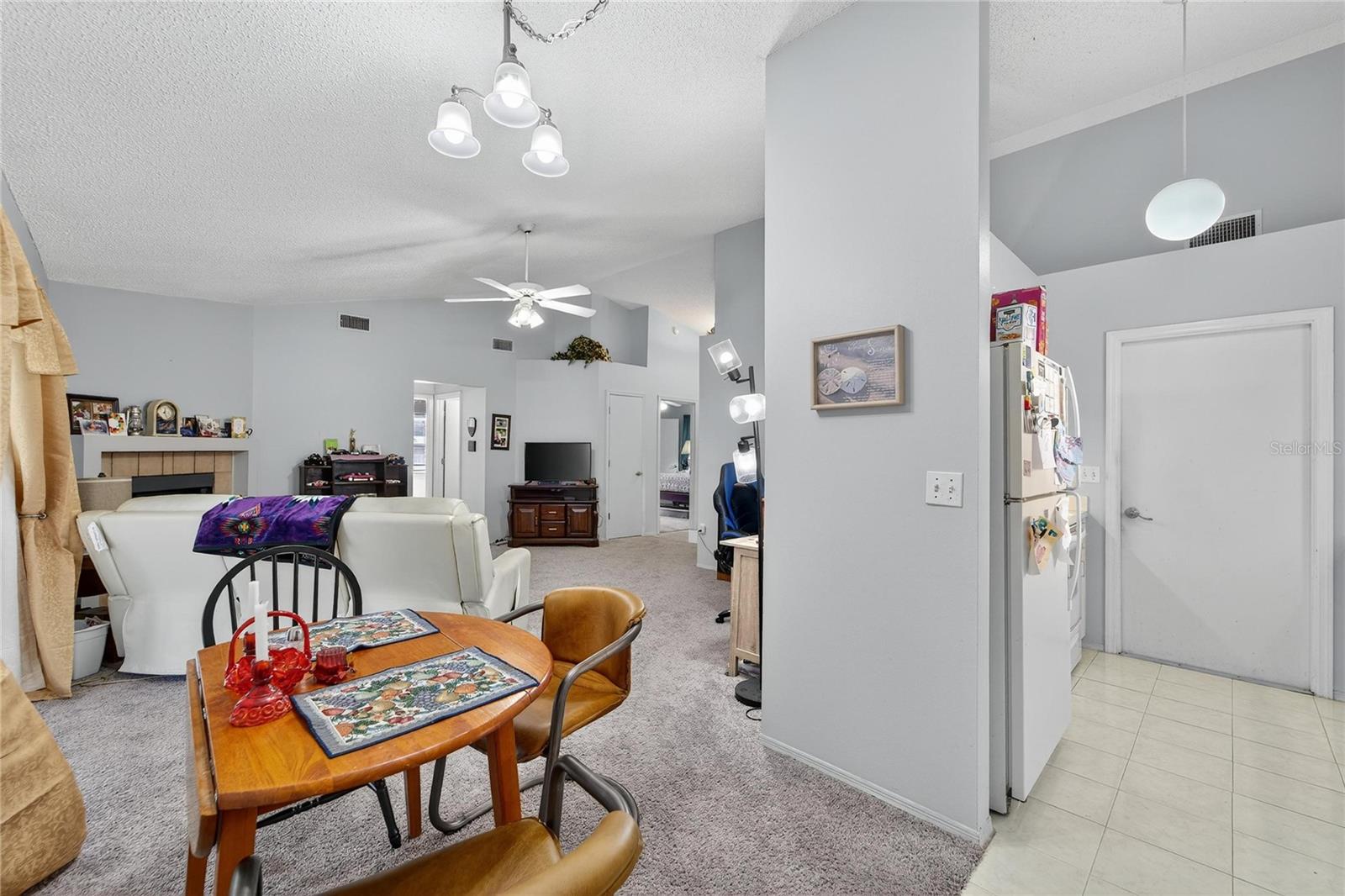 Image 37 of 66 For 204 Sugar Creek Drive