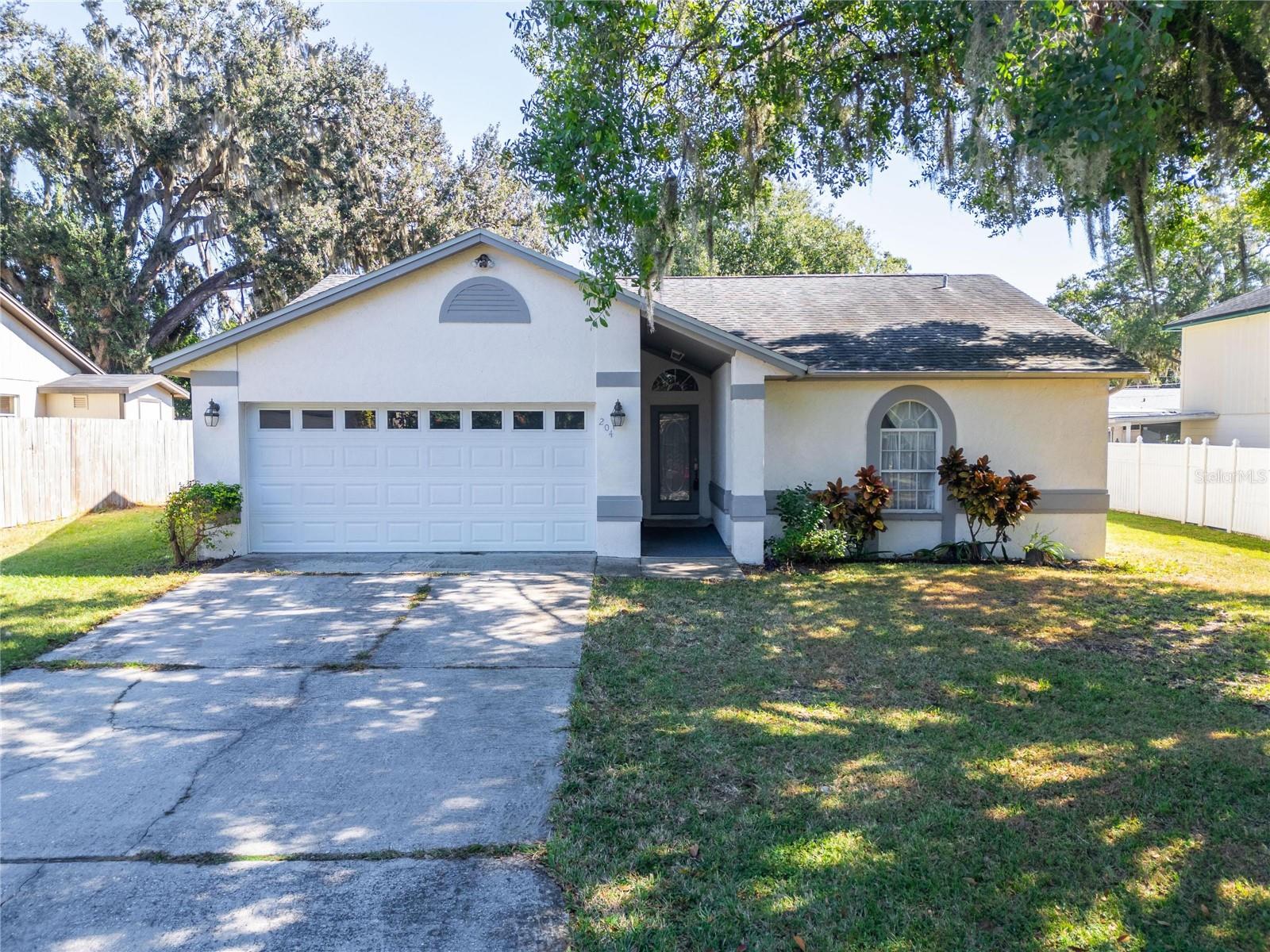 Image 48 of 66 For 204 Sugar Creek Drive