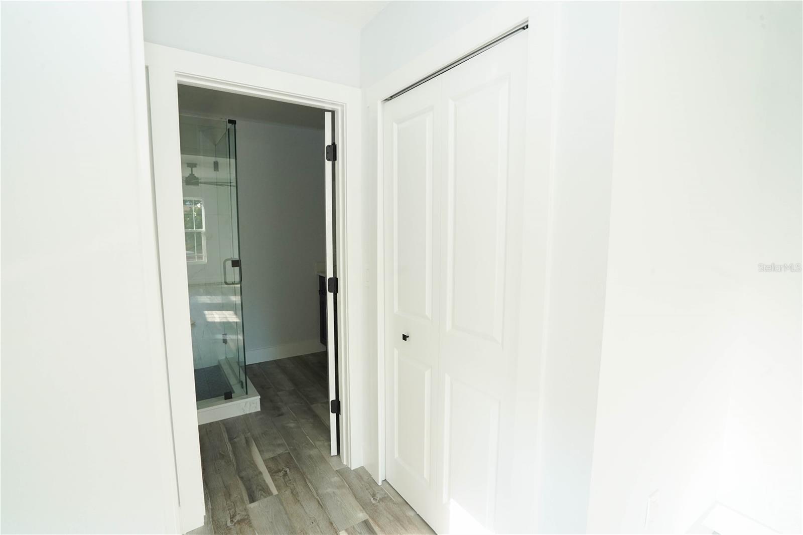 Image 12 of 33 For 5817 Dartmouth Avenue N