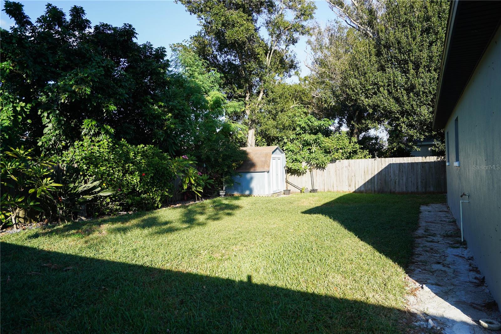 Image 26 of 33 For 5817 Dartmouth Avenue N