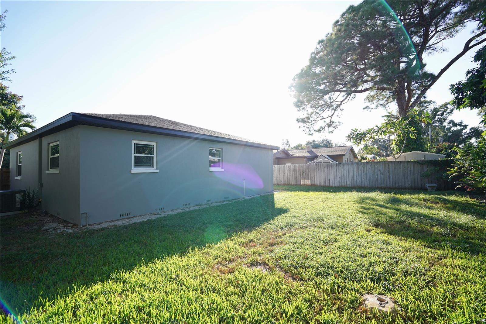 Image 28 of 33 For 5817 Dartmouth Avenue N