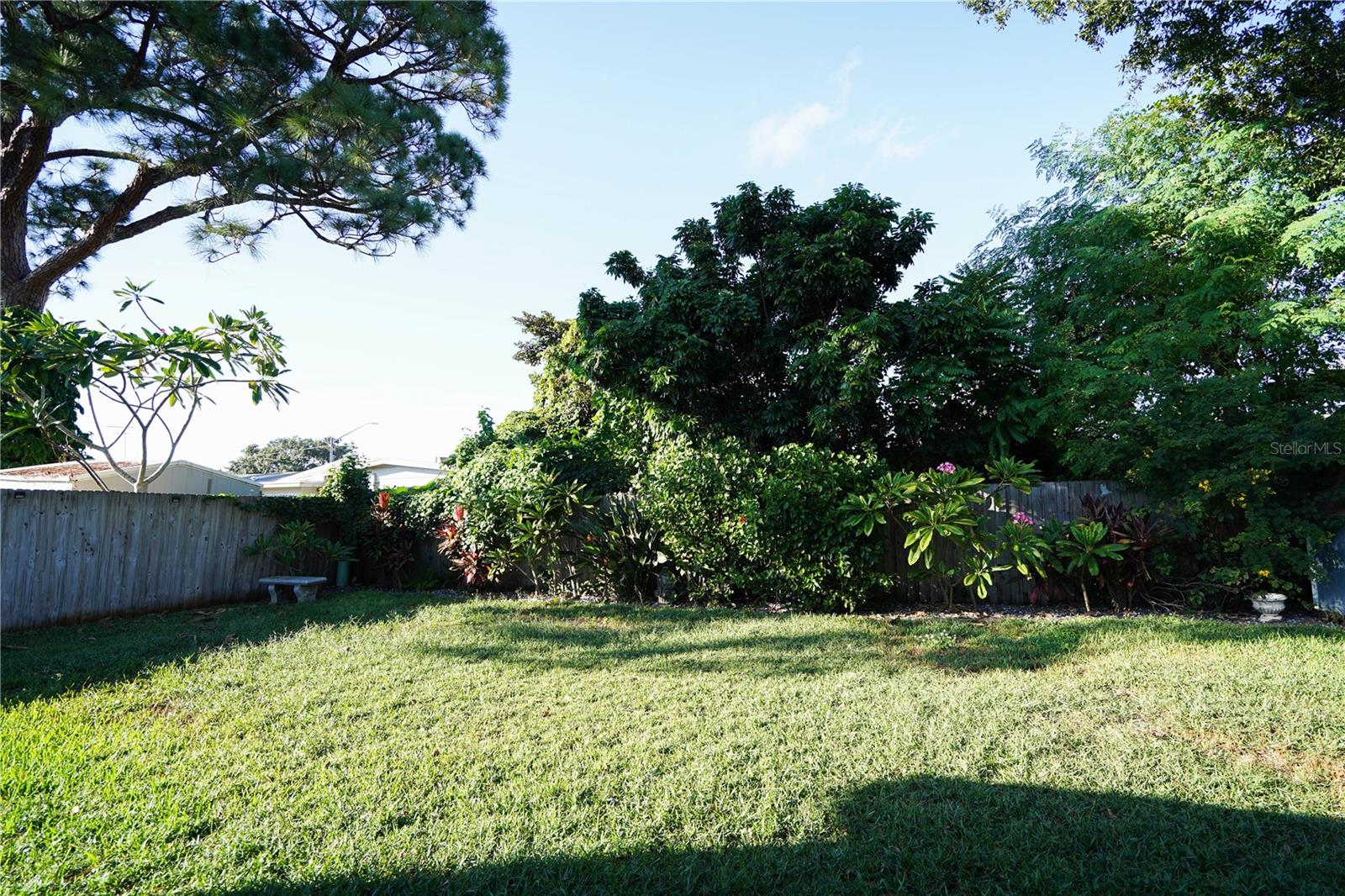 Image 29 of 33 For 5817 Dartmouth Avenue N