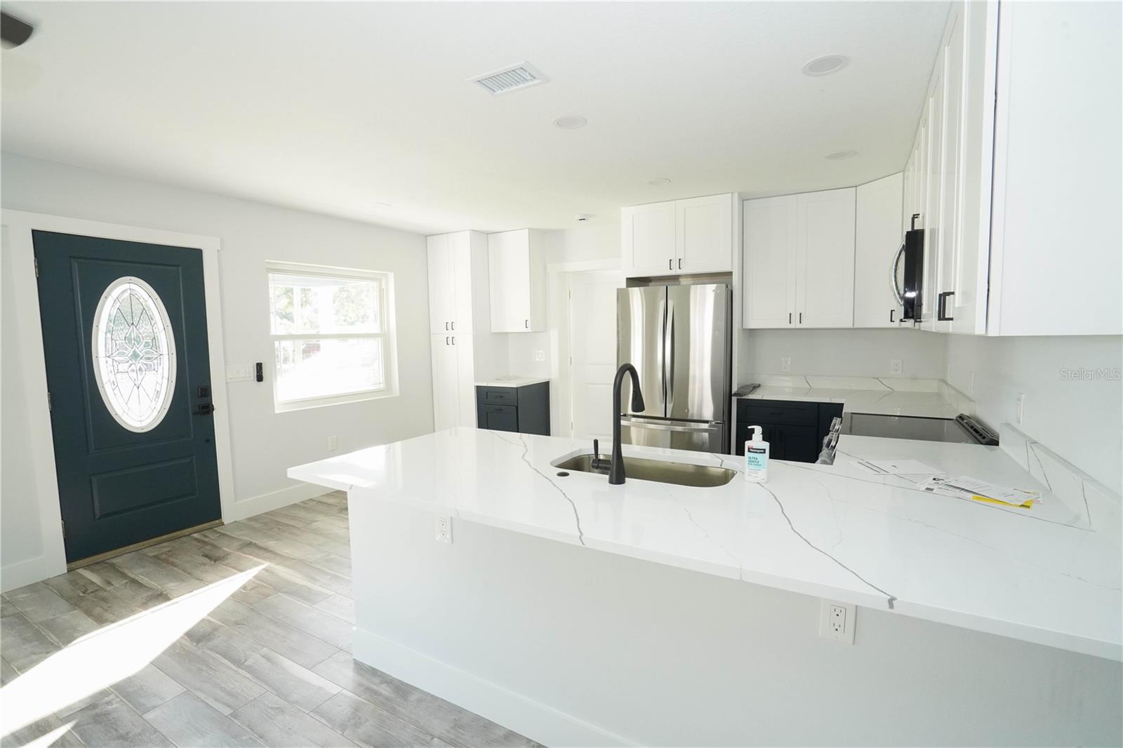 Image 5 of 33 For 5817 Dartmouth Avenue N