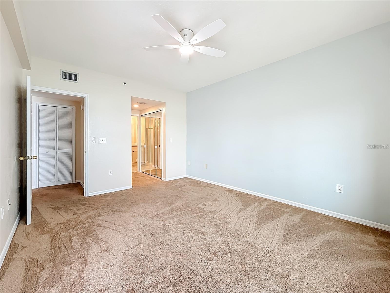 Image 38 of 97 For 399 150th Avenue 218