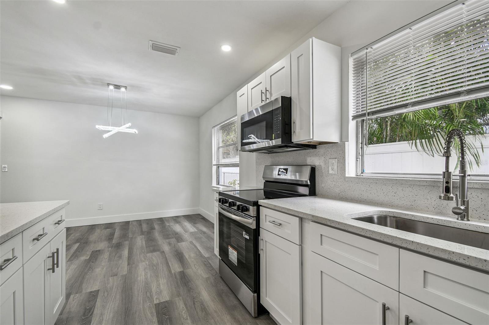 Image 35 of 85 For 8413 Boxwood Drive