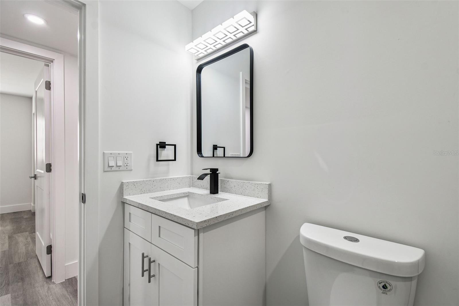 Image 49 of 85 For 8413 Boxwood Drive