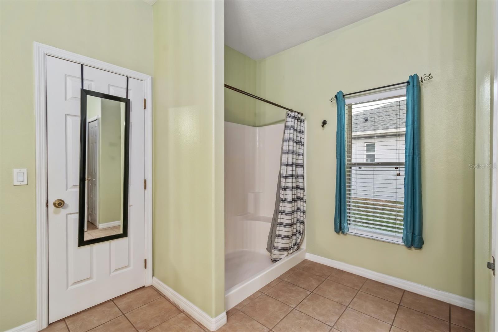 Image 25 of 44 For 2640 25th Street