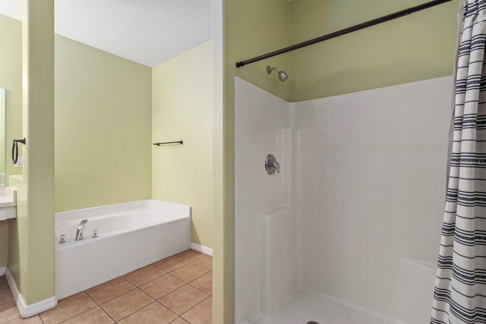 Image 26 of 44 For 2640 25th Street