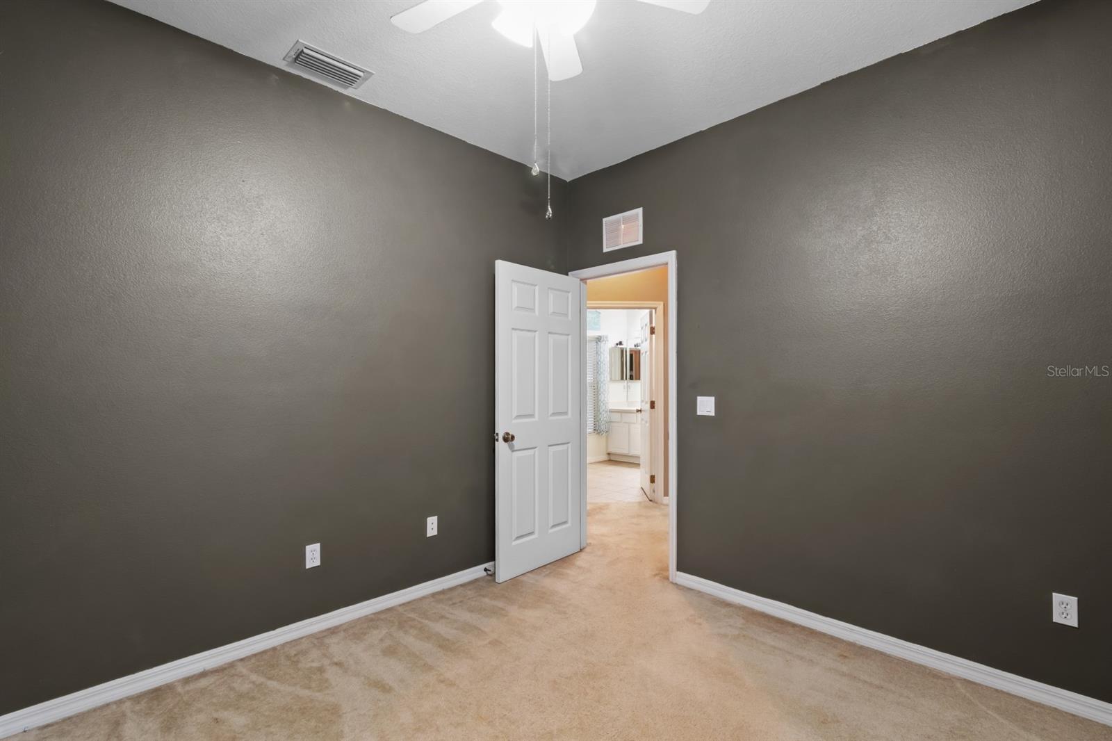 Image 30 of 44 For 2640 25th Street