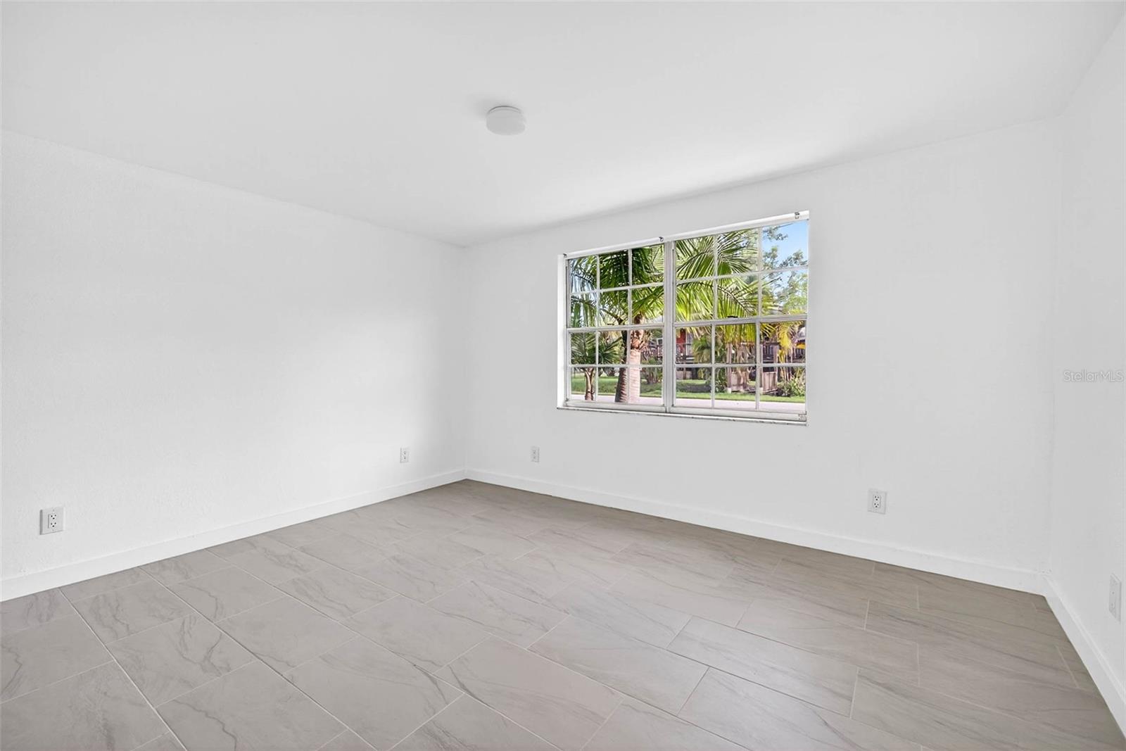 Image 22 of 64 For 6801 Faul Street