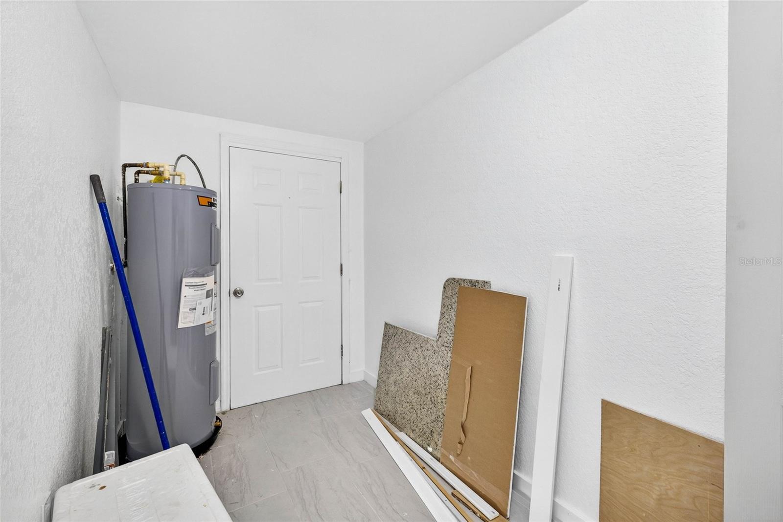 Image 26 of 64 For 6801 Faul Street