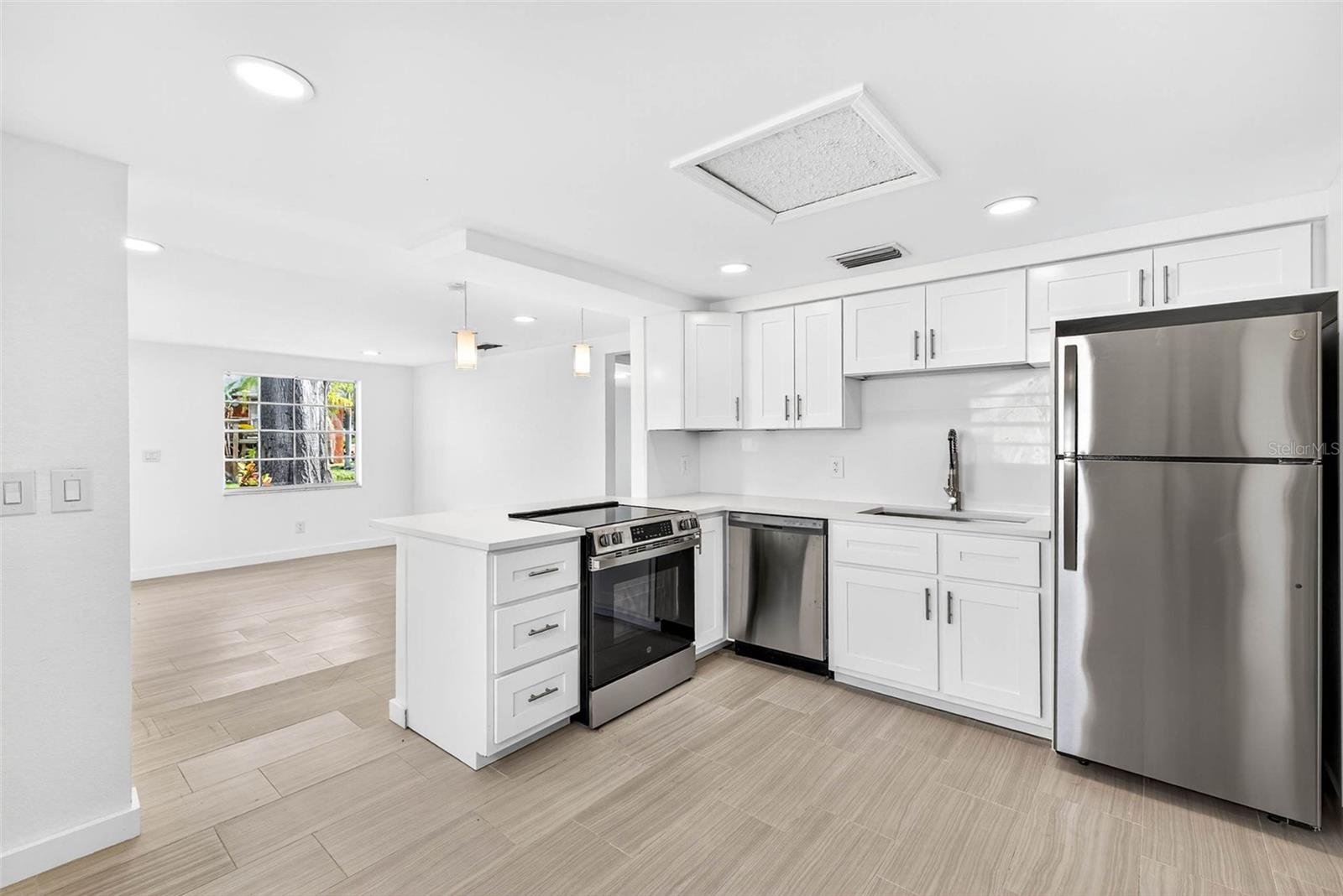 Image 38 of 64 For 6801 Faul Street