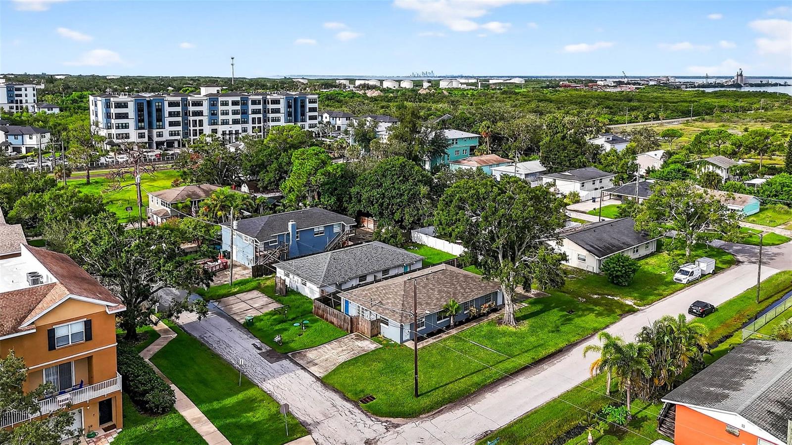 Image 52 of 64 For 6801 Faul Street