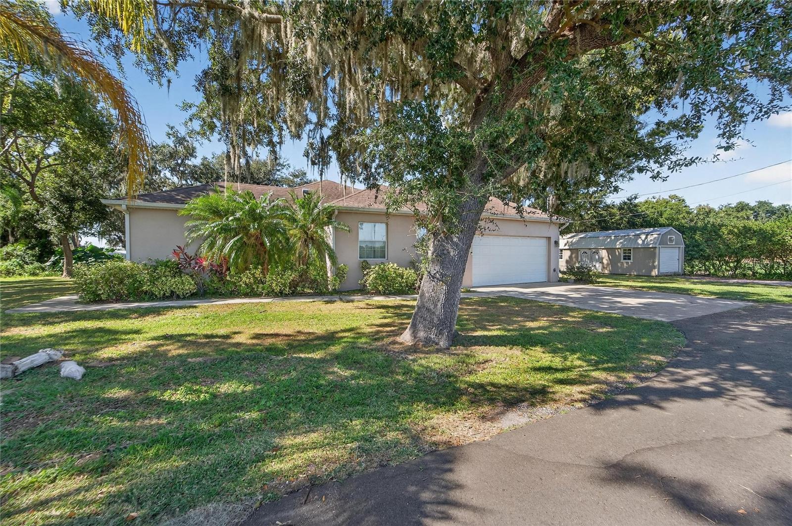 Image 17 of 99 For 332 Holloway Road