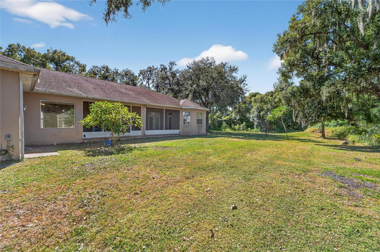 Image 27 of 99 For 332 Holloway Road