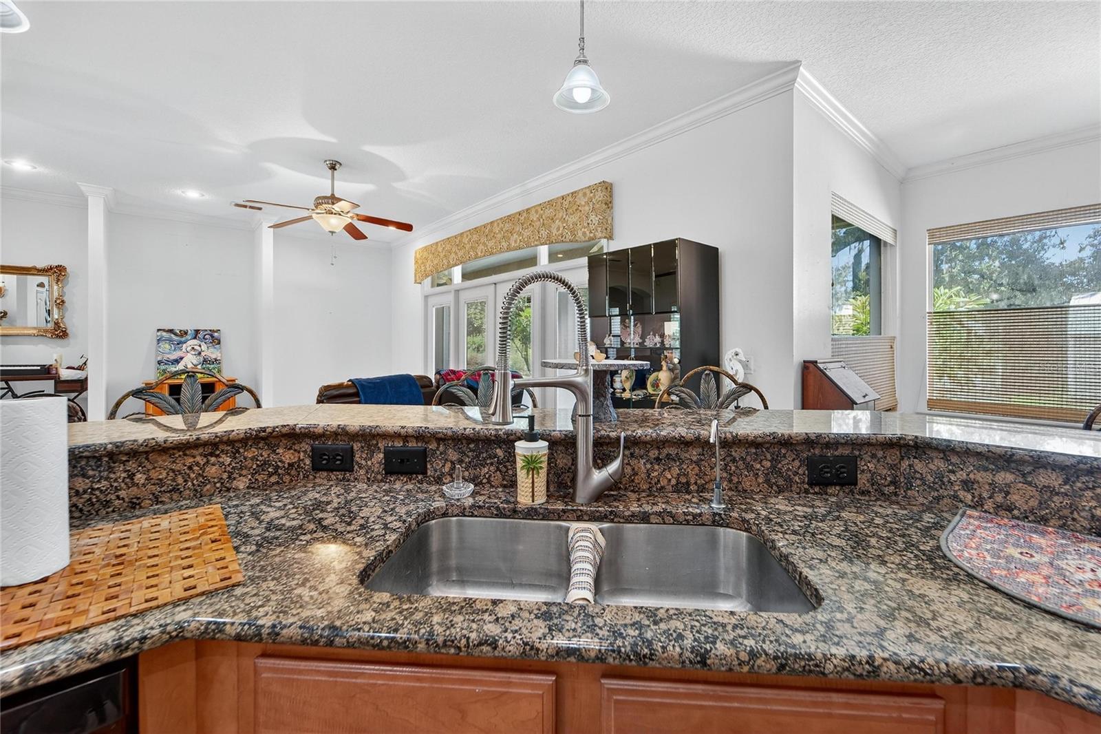 Image 66 of 99 For 332 Holloway Road