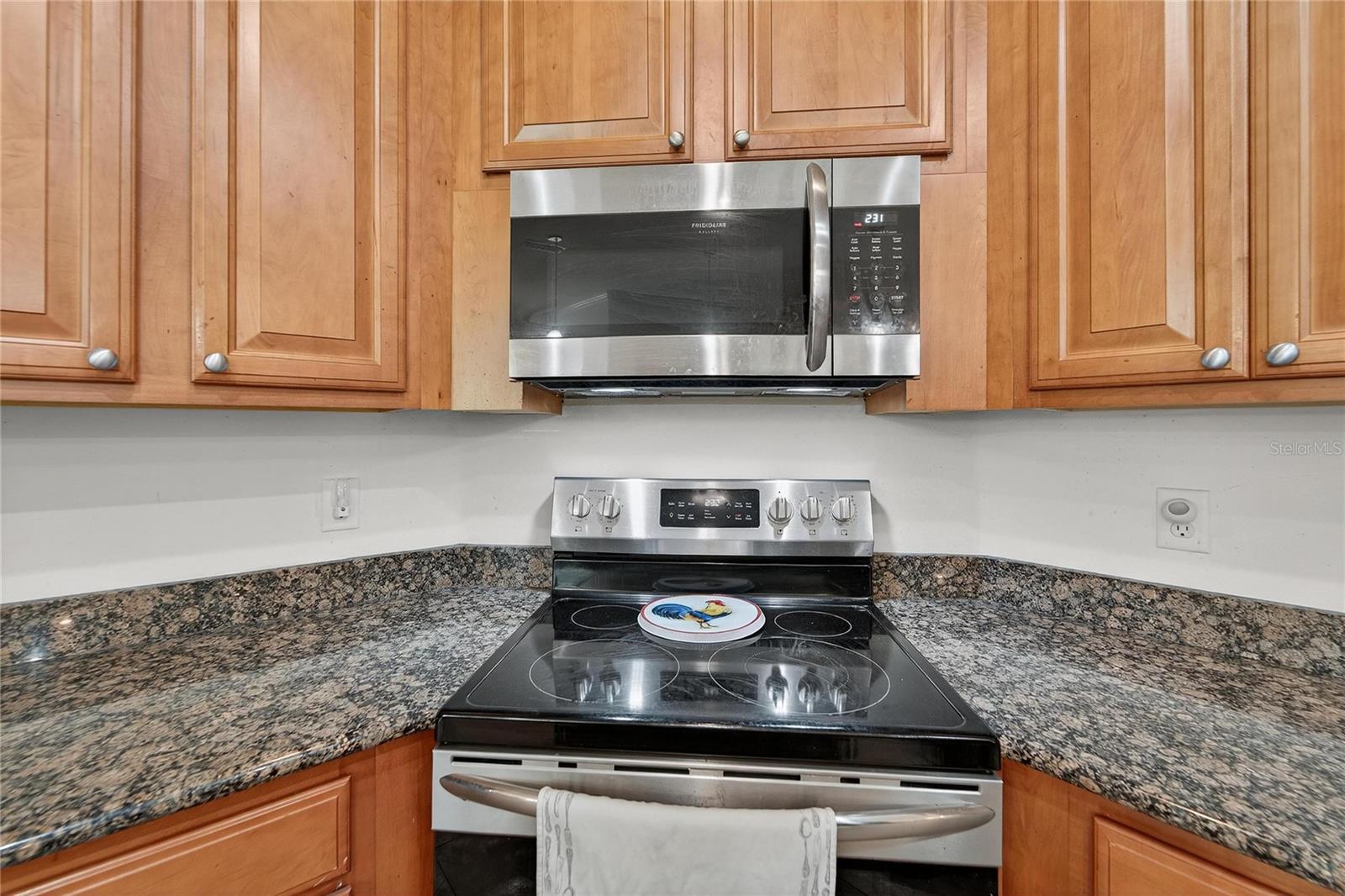 Image 67 of 99 For 332 Holloway Road