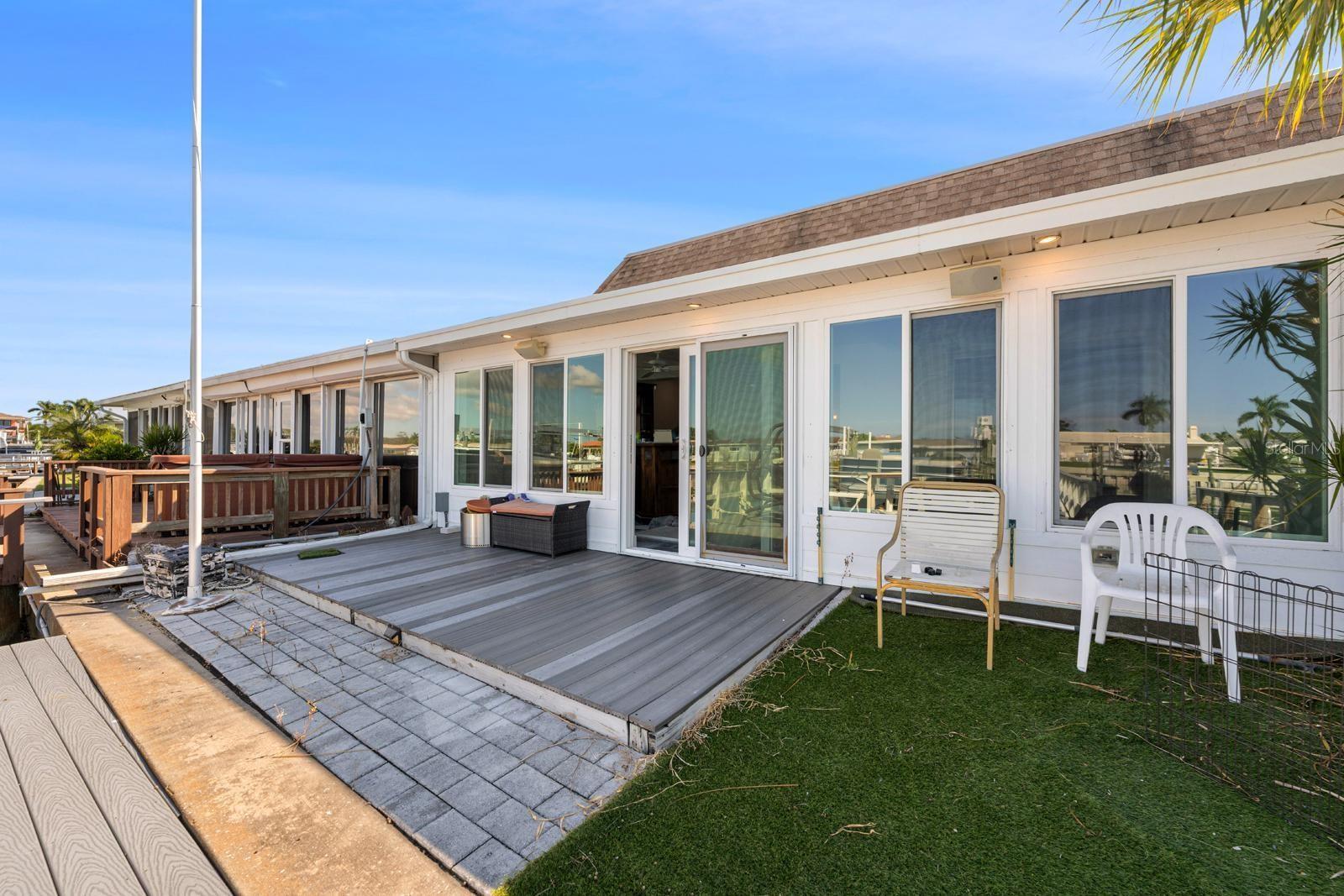 Image 17 of 24 For 511 Boca Ciega Point Boulevard N