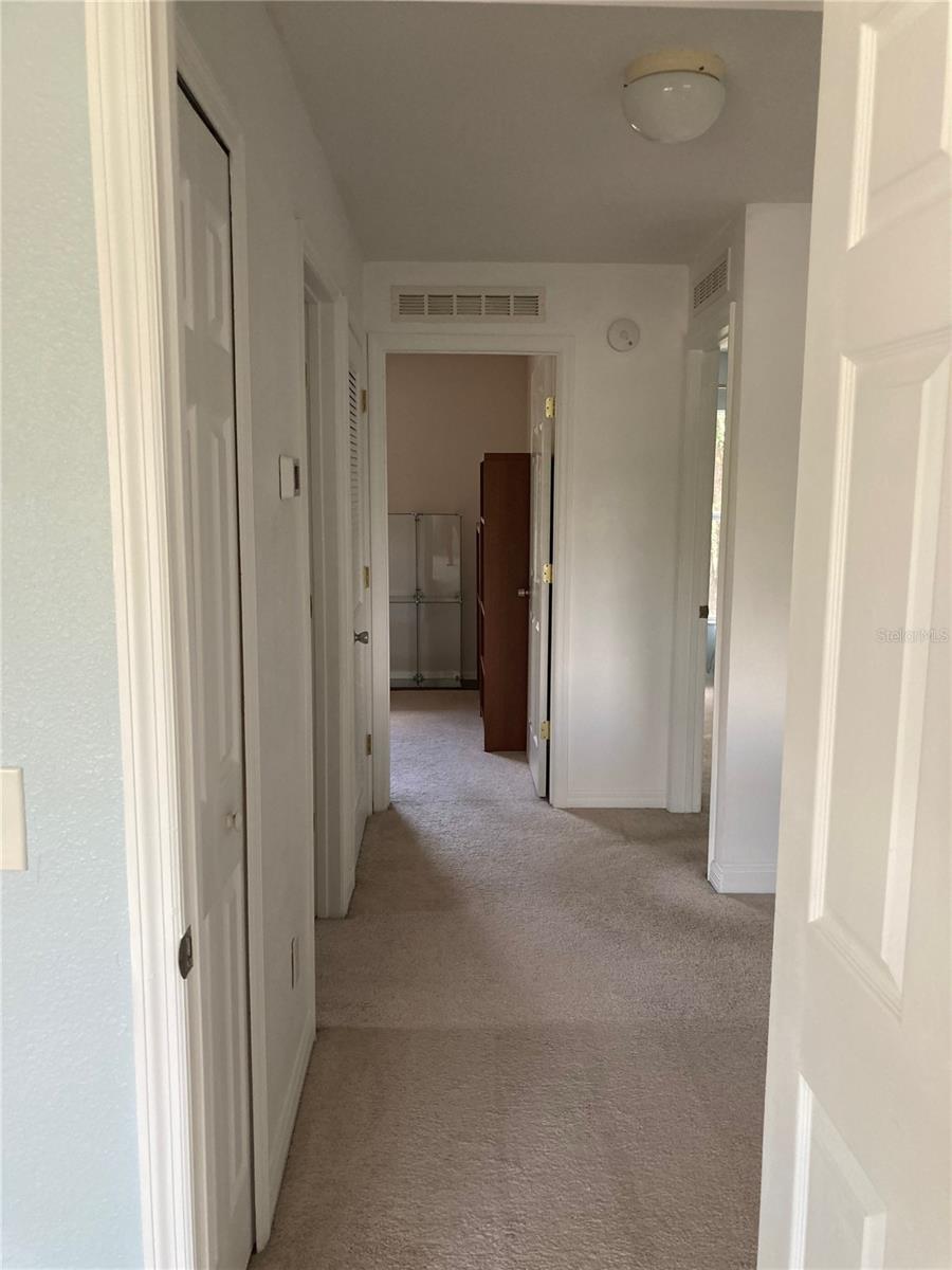 Image 21 of 32 For 1702 North Street