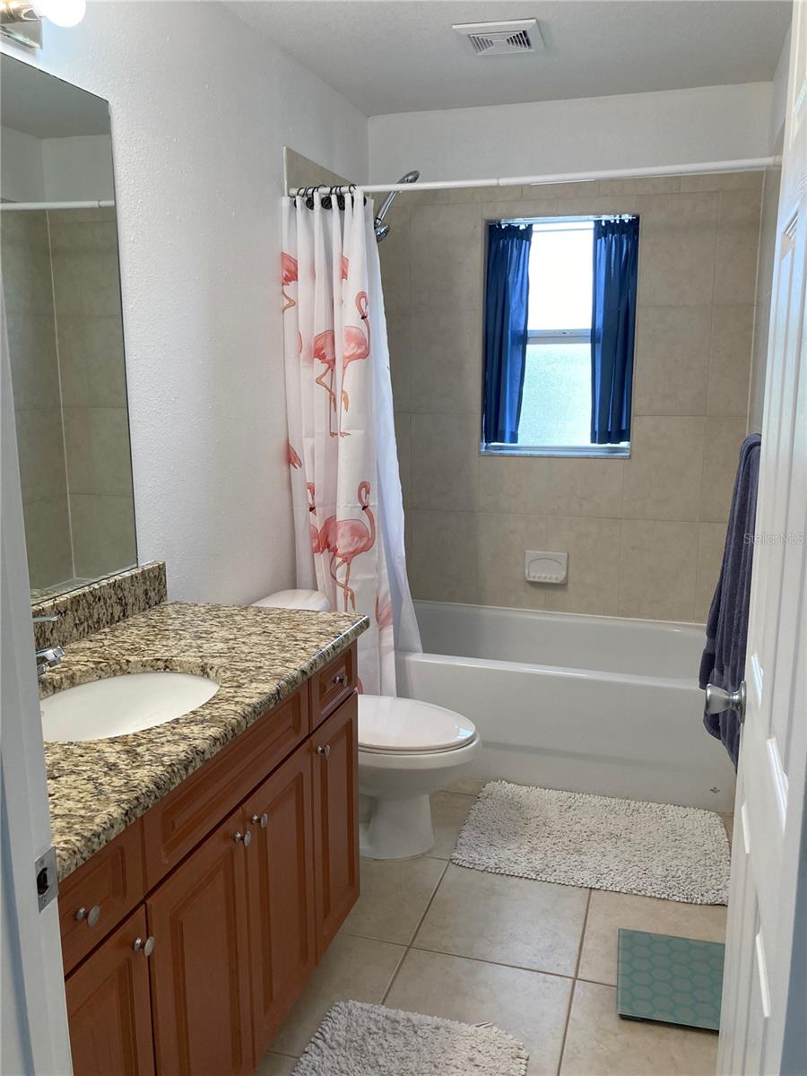 Image 22 of 32 For 1702 North Street