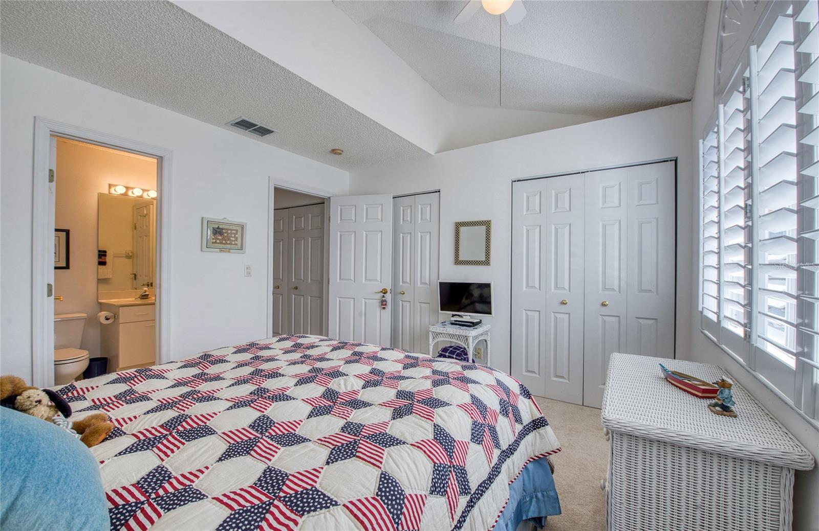 Image 29 of 61 For 285 Madeira Circle