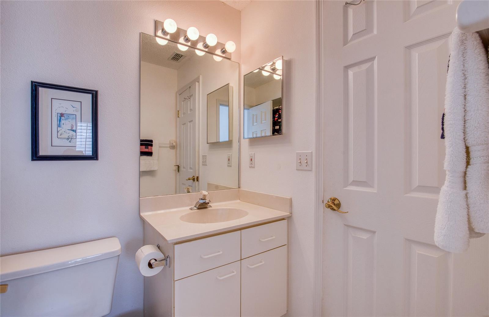 Image 30 of 61 For 285 Madeira Circle